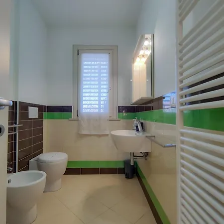 Apartman Moderno Bilocale A Due Passi Da Centro *