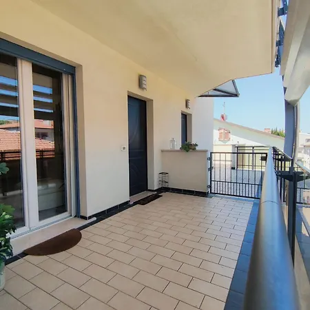 Moderno Bilocale A Due Passi Da Centro Apartman Civitanova Marche